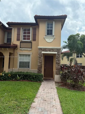 $2,000 | 3390 Northeast 13th Cir Drive, Unit 11219, Homestead, FL 33033