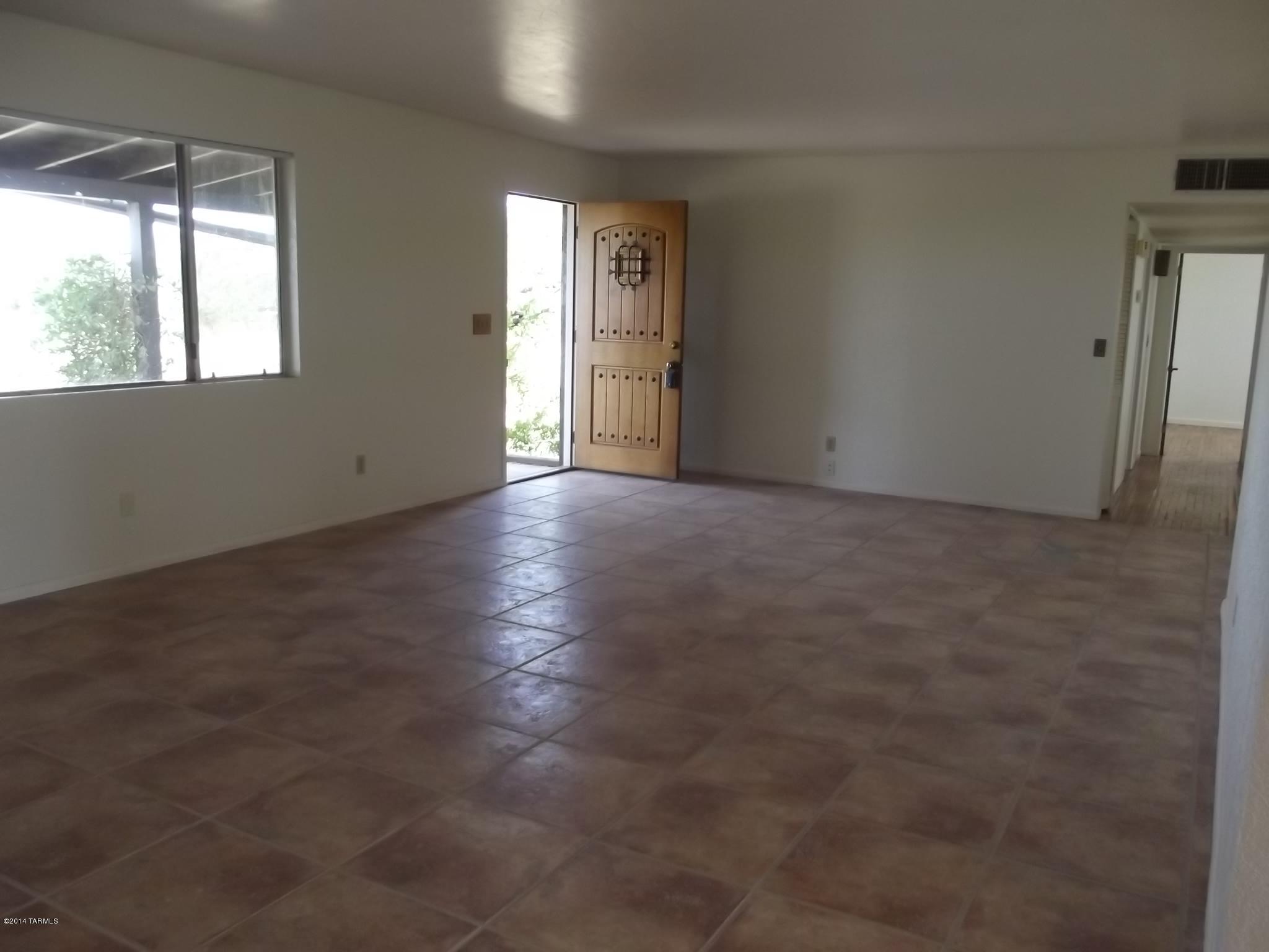 15893 West Lynnette Road Tucson, AZ 85736 - Photo 3 of 50 Gallery Image 3