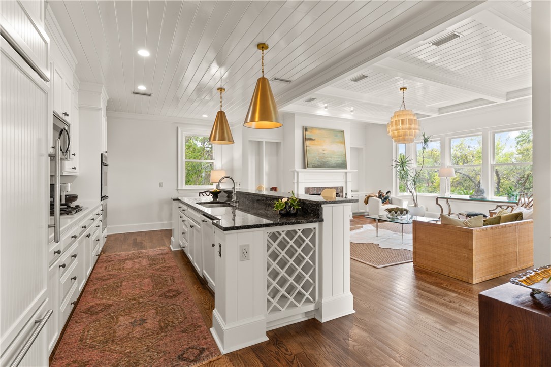 105 Hawkins Island Circle St. Simons Island, GA 31522 - Photo 11 of 47