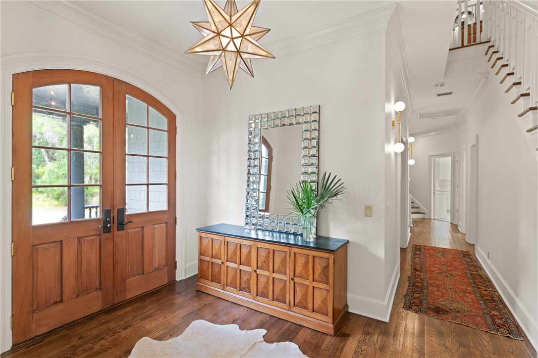 105 Hawkins Island Circle St. Simons Island, GA 31522 - Photo 6 of 47