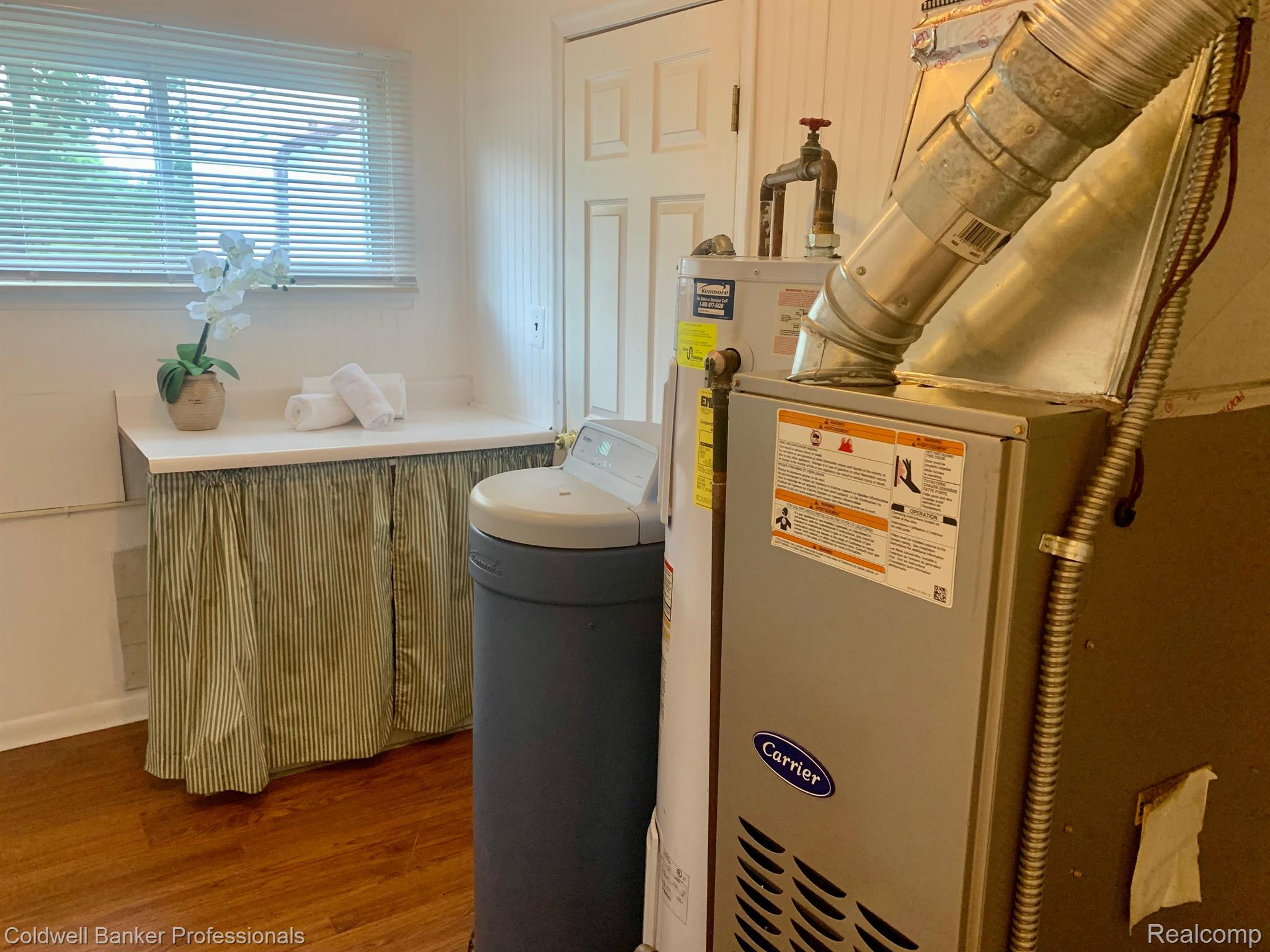 4680 Denton Road Canton, MI 48188 - Photo 11 of 14 Gallery Image 11