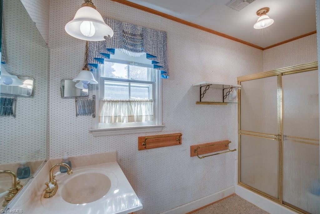 2340 Meredith Road Pfafftown, NC 27040 - Photo 17 of 26 Gallery Image 17