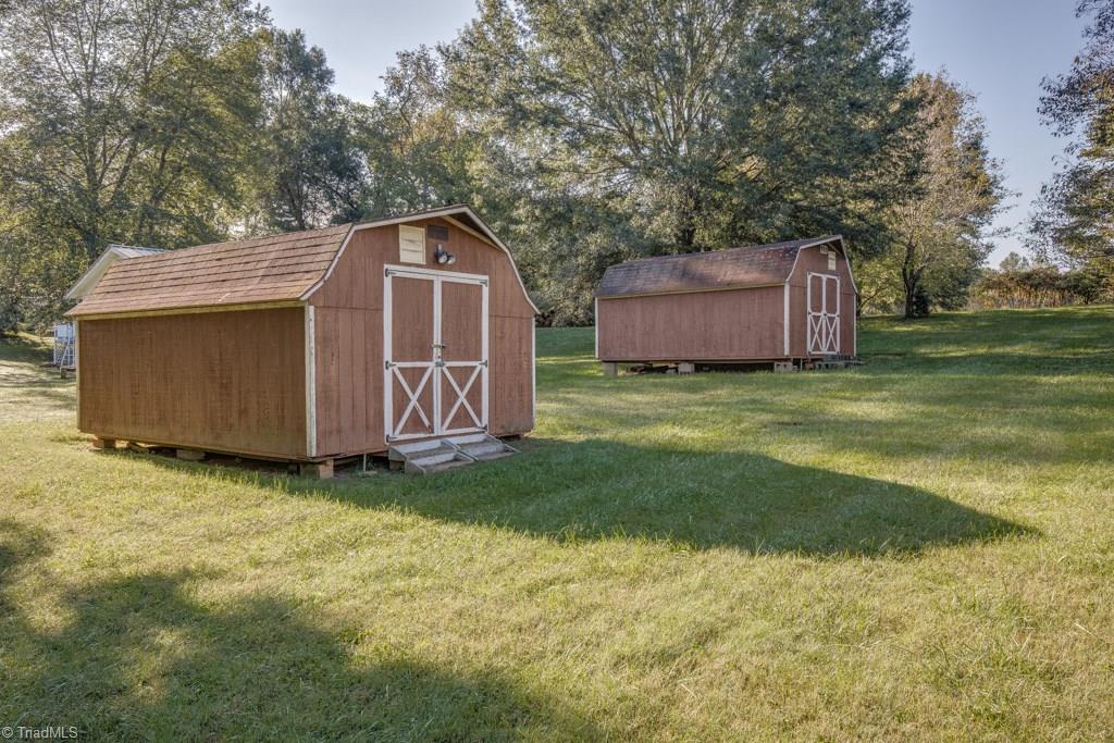 2340 Meredith Road Pfafftown, NC 27040 - Photo 24 of 26 Gallery Image 24