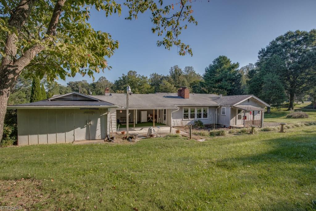 2340 Meredith Road Pfafftown, NC 27040 - Photo 25 of 26 Gallery Image 25