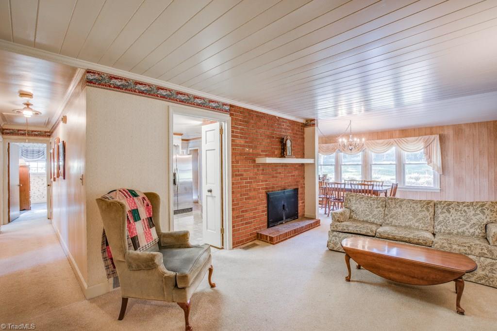 2340 Meredith Road Pfafftown, NC 27040 - Photo 6 of 26 Gallery Image 6
