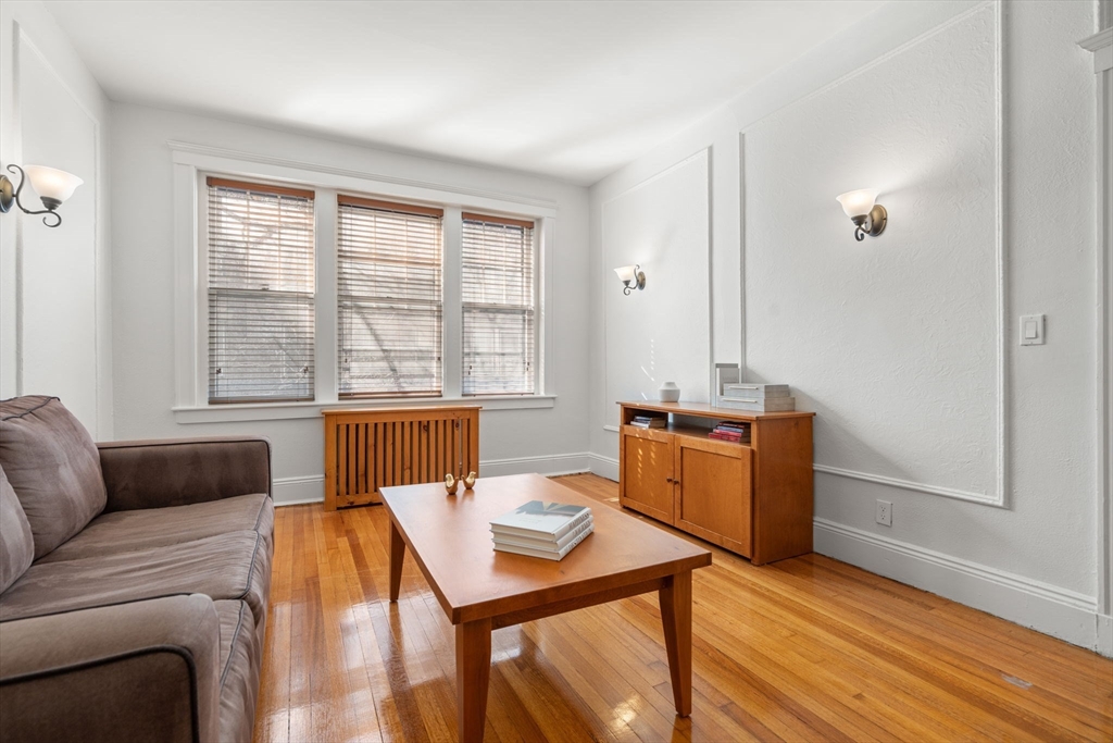 461 Washington Street, Unit 1 Brookline, MA 02446 - Photo 8 of 14