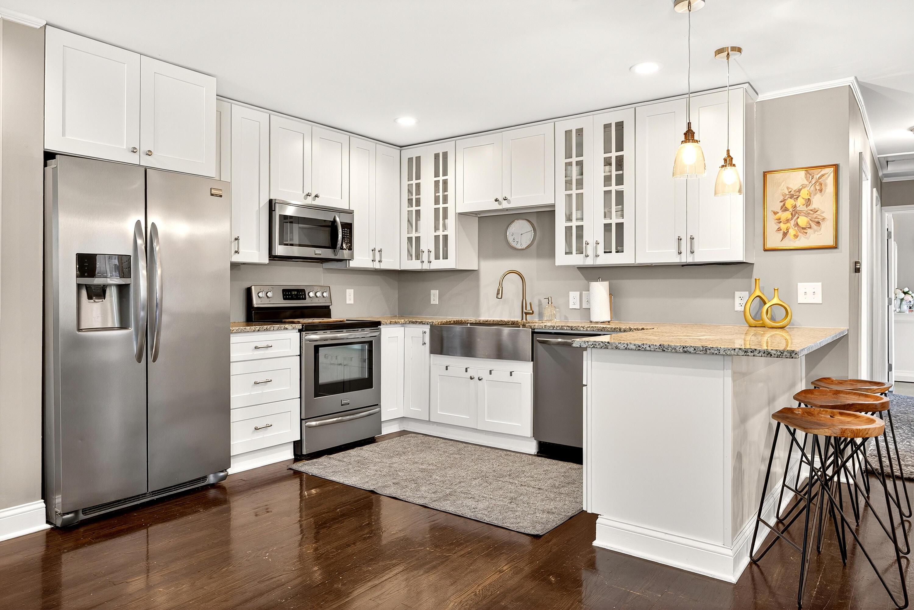 2069 Ridgecliff Road Upper Arlington, OH 43221 - Photo 13 of 54 Kitchen