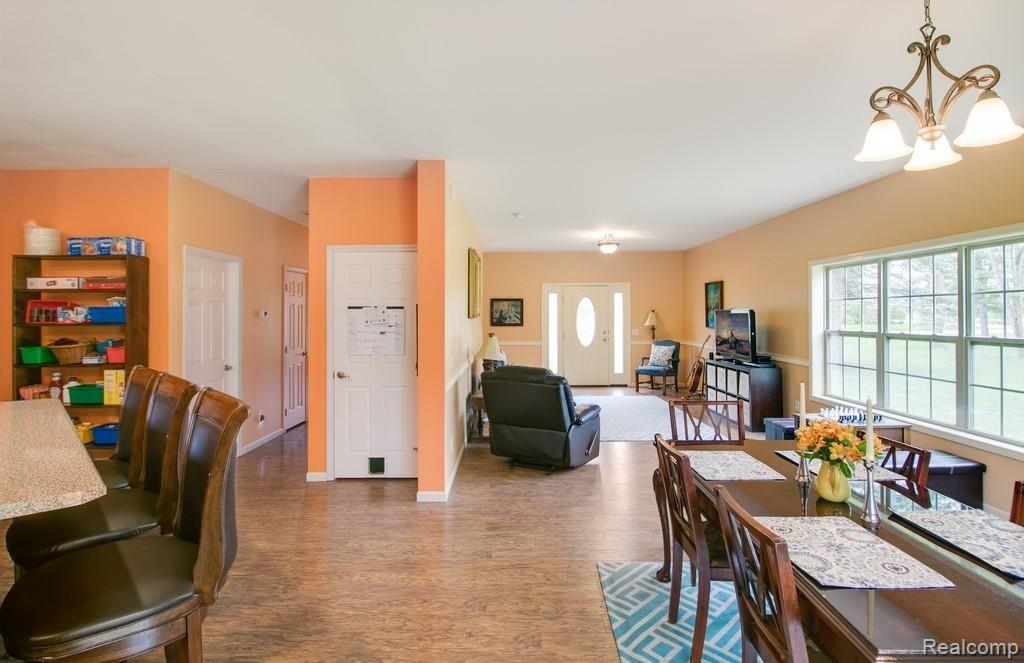 19477 Fry Road Northville, MI 48167 - Photo 10 of 32 Gallery Image 10