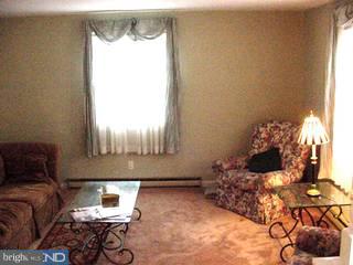 165 Flock Road Hamilton, NJ 08619 - Photo 4 of 6