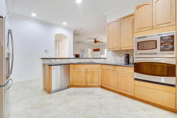 $6,500 | 349 Chambord Terrace, Palm Beach Gardens, FL 33410