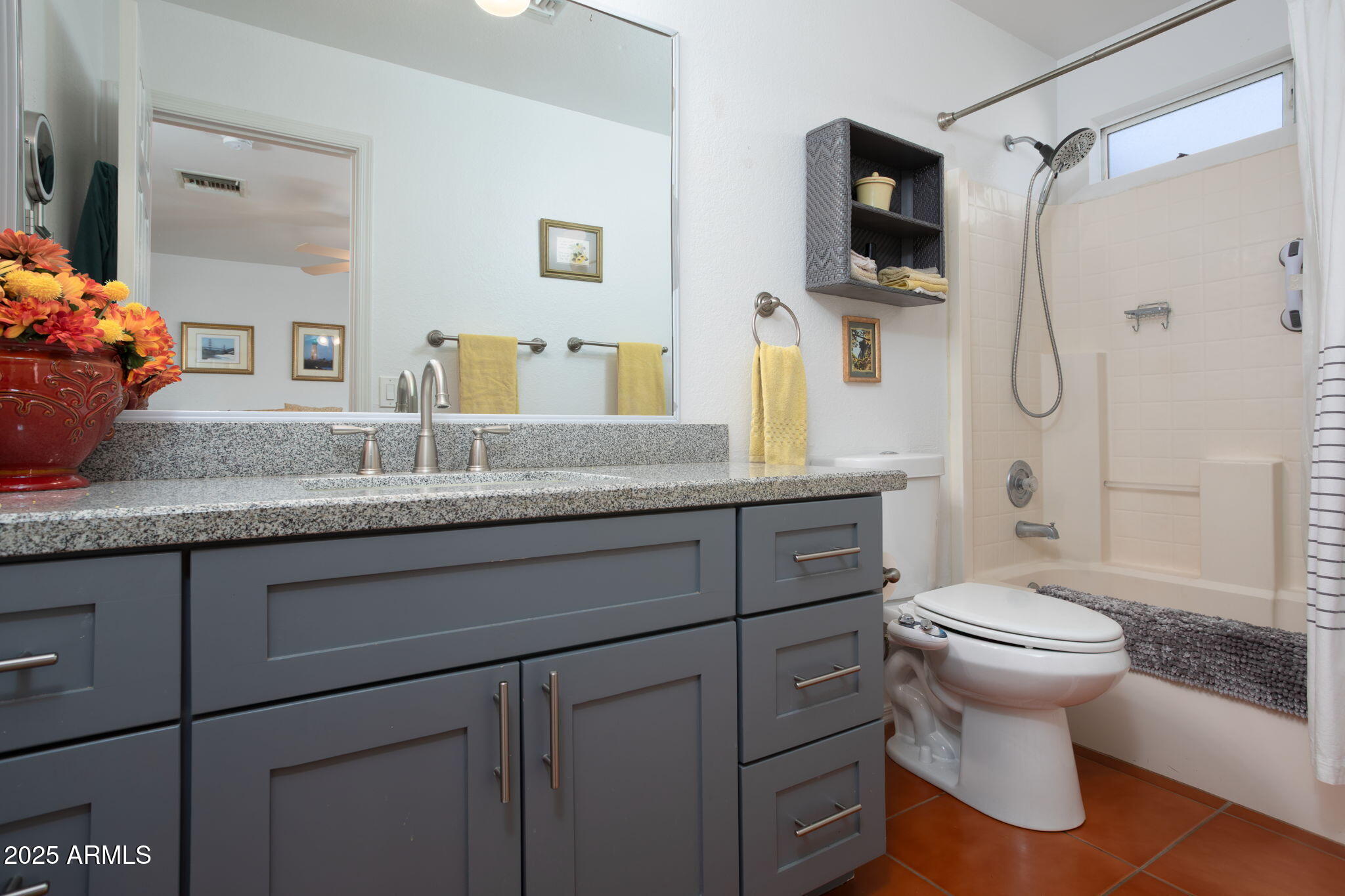 418 Cancun Court Rio Rico, AZ 85648 - Photo 18 of 36 a bathroom with a sink toilet and shower