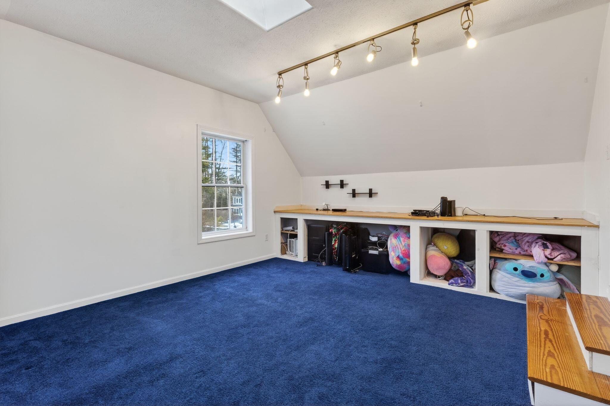 13 Lucille Street Saco, ME 04072 - Photo 25 of 47 13_Lucille_St_060