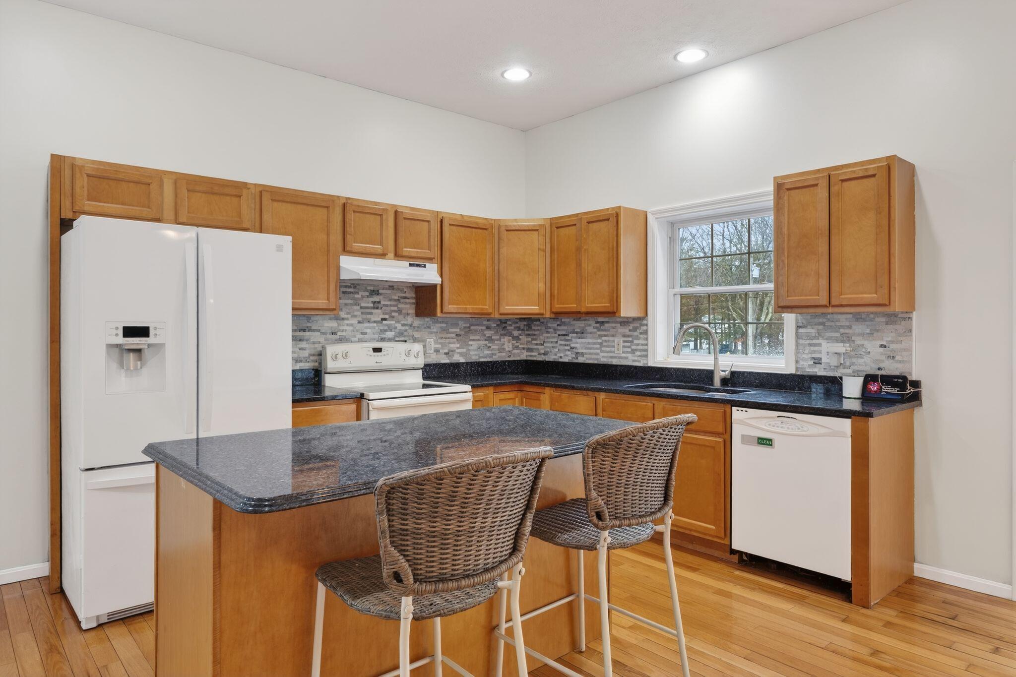 13 Lucille Street Saco, ME 04072 - Photo 9 of 47 13_Lucille_St_027