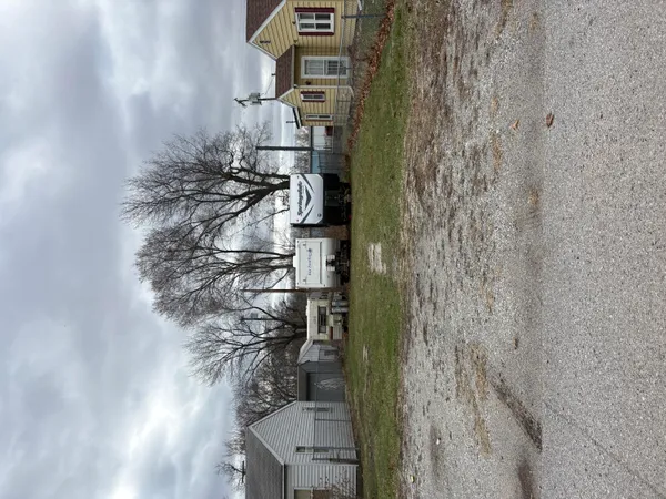 $6,000 | 1627 West 40th Avenue, Gary, IN 46408