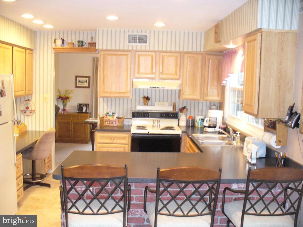 101 Ridings Way Lancaster, PA 17601 - Photo 6 of 15 Gallery Image 6