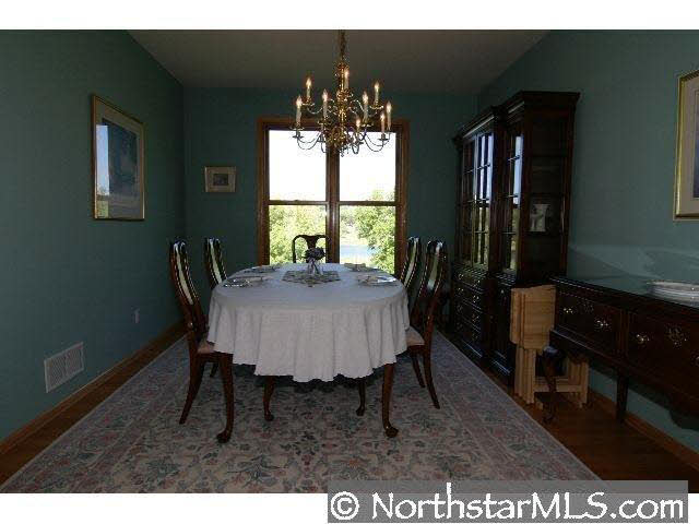 4120 Lakeridge Road Chanhassen, MN 55331 - Photo 3 of 10 Gallery Image 3