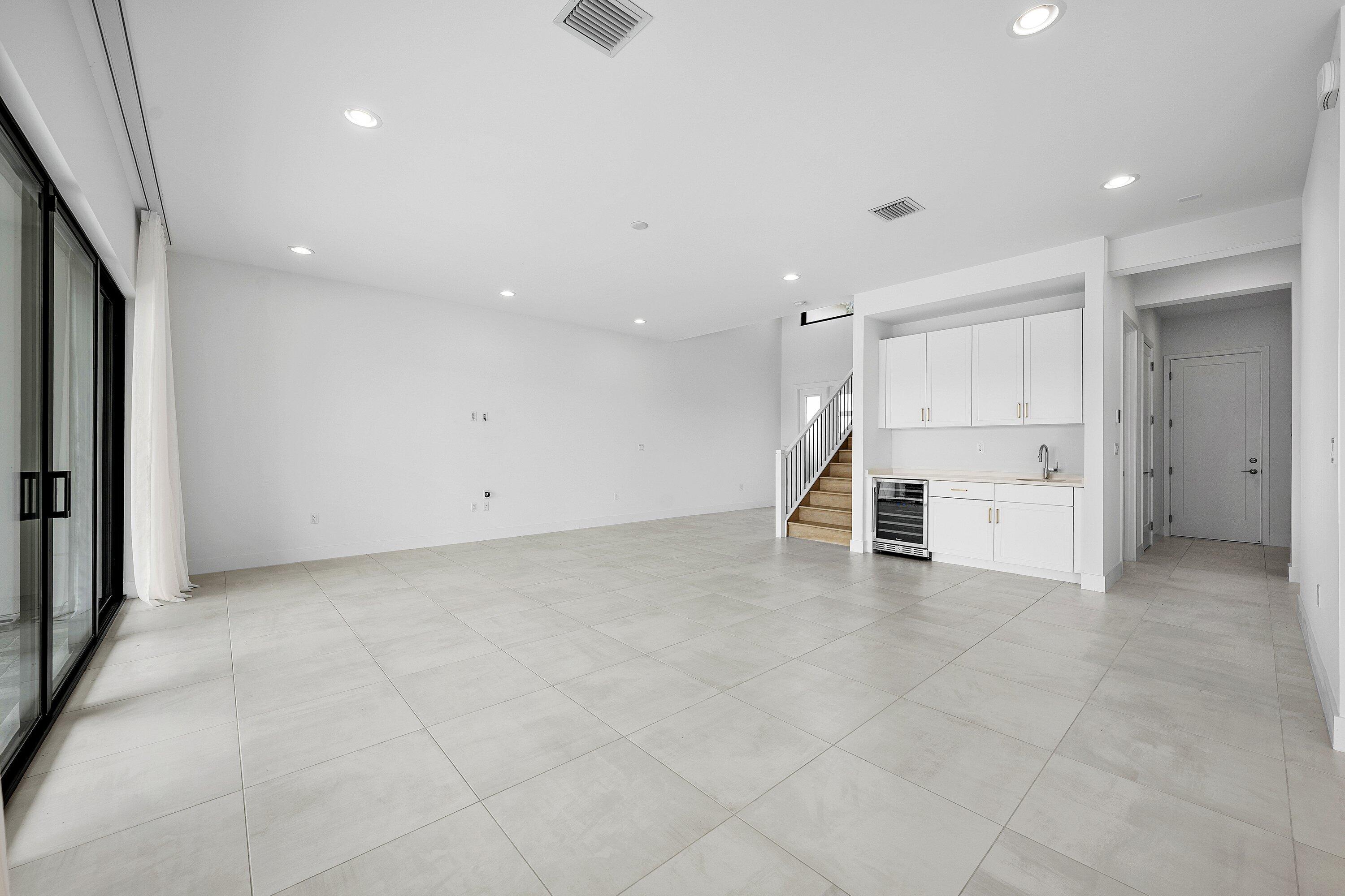 8095 Crystal Downs Avenue Boca Raton, FL 33434 - Photo 7 of 41 009-8095CrystalDownsAvenue-BocaRaton-FL-