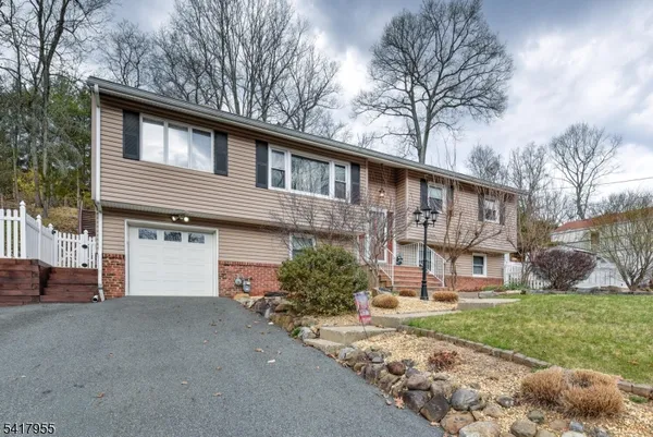 $3,700 | 358 Conklintown Road, Ringwood, NJ 07456