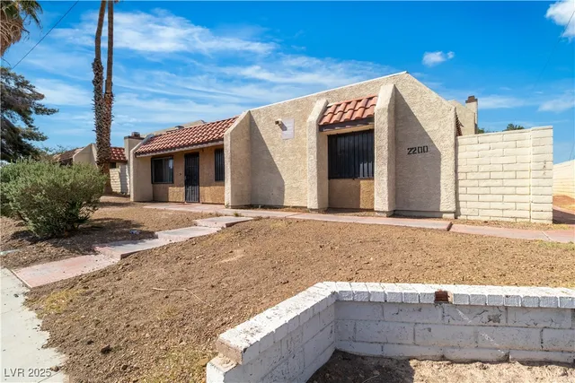$1,200 | 2200 Venus Avenue, Unit C, North Las Vegas, NV 89030