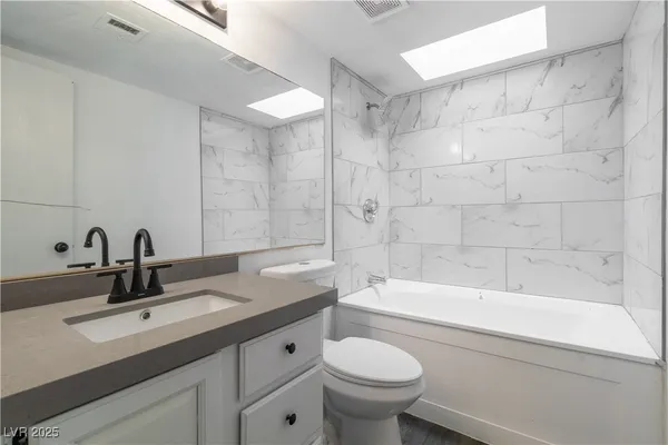 $1,200 | 2200 Venus Avenue, Unit C, North Las Vegas, NV 89030