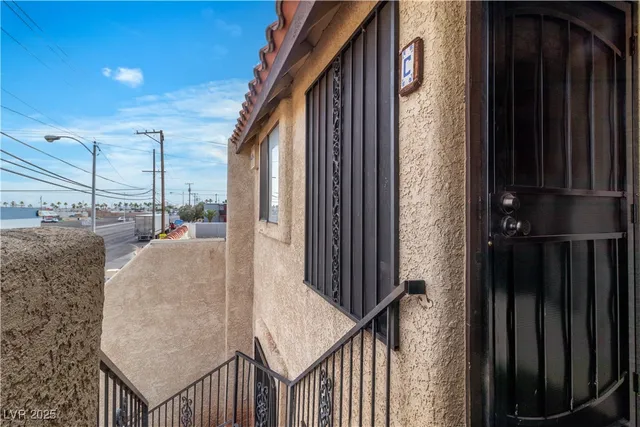 $1,200 | 2200 Venus Avenue, Unit C, North Las Vegas, NV 89030