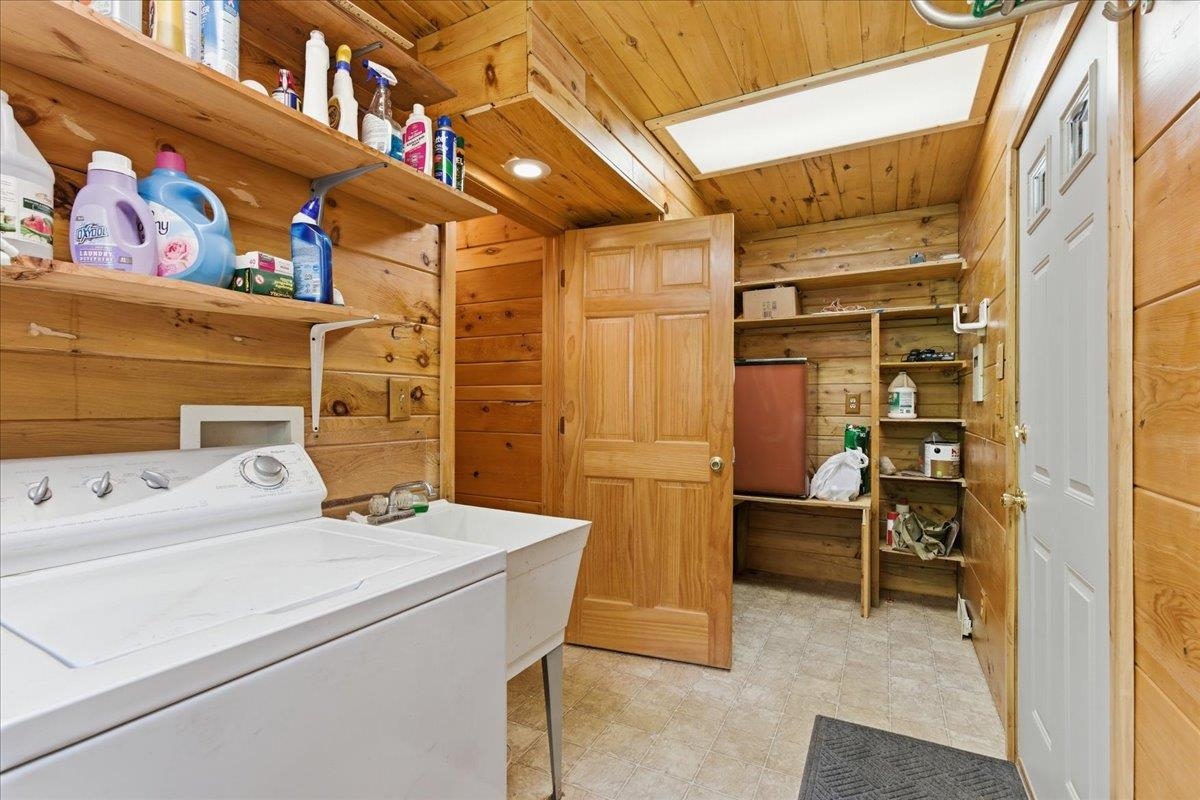 14754 North McComb Lake Road Mountain, WI 54149 - Photo 34 of 82
