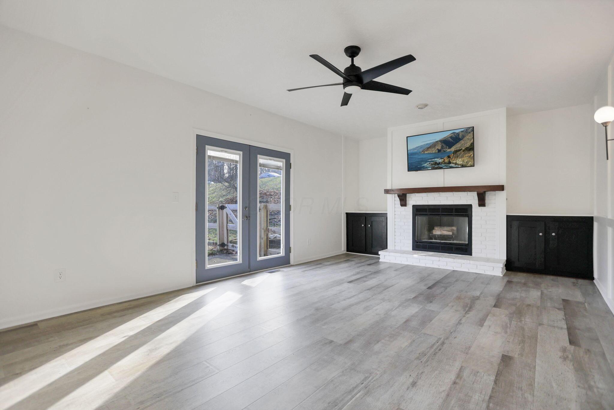 1160 Pembroke Road Newark, OH 43055 - Photo 26 of 58 Family Room
