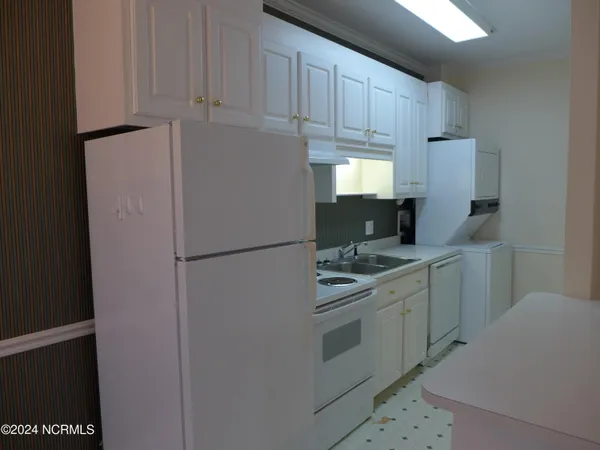 $950 | 102 South William Street, Unit H, Goldsboro, NC 27530