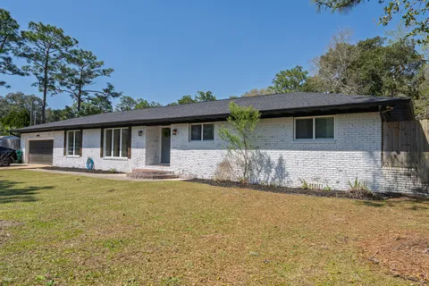 $749,999 | 837 Cardinal Street, Fort Walton Beach, FL 32547