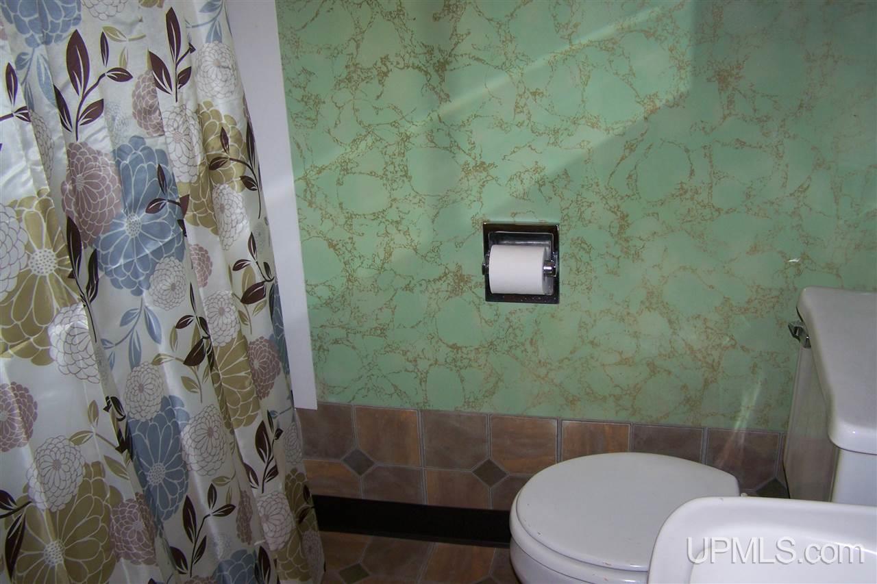 671 Sampson Road Wakefield, MI 49968 - Photo 13 of 36 Gallery Image 13