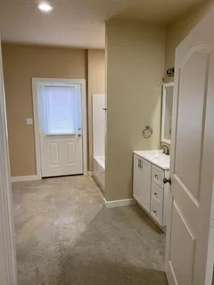 $2,100,000 | 137 County Road 3351, Paradise, TX 76073