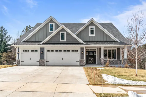 $899,900 | 21162 Keibler Court North, Forest Lake, MN 55025