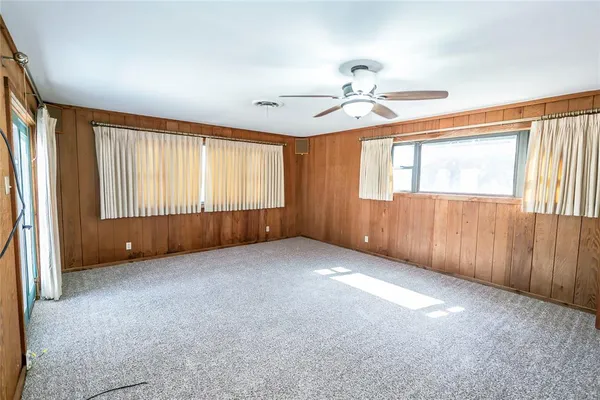 $950,000 | 722 Storey Road, Nocona, TX 76255