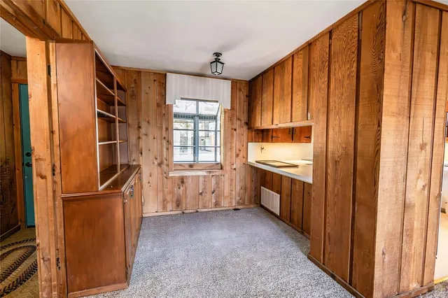 $950,000 | 722 Storey Road, Nocona, TX 76255