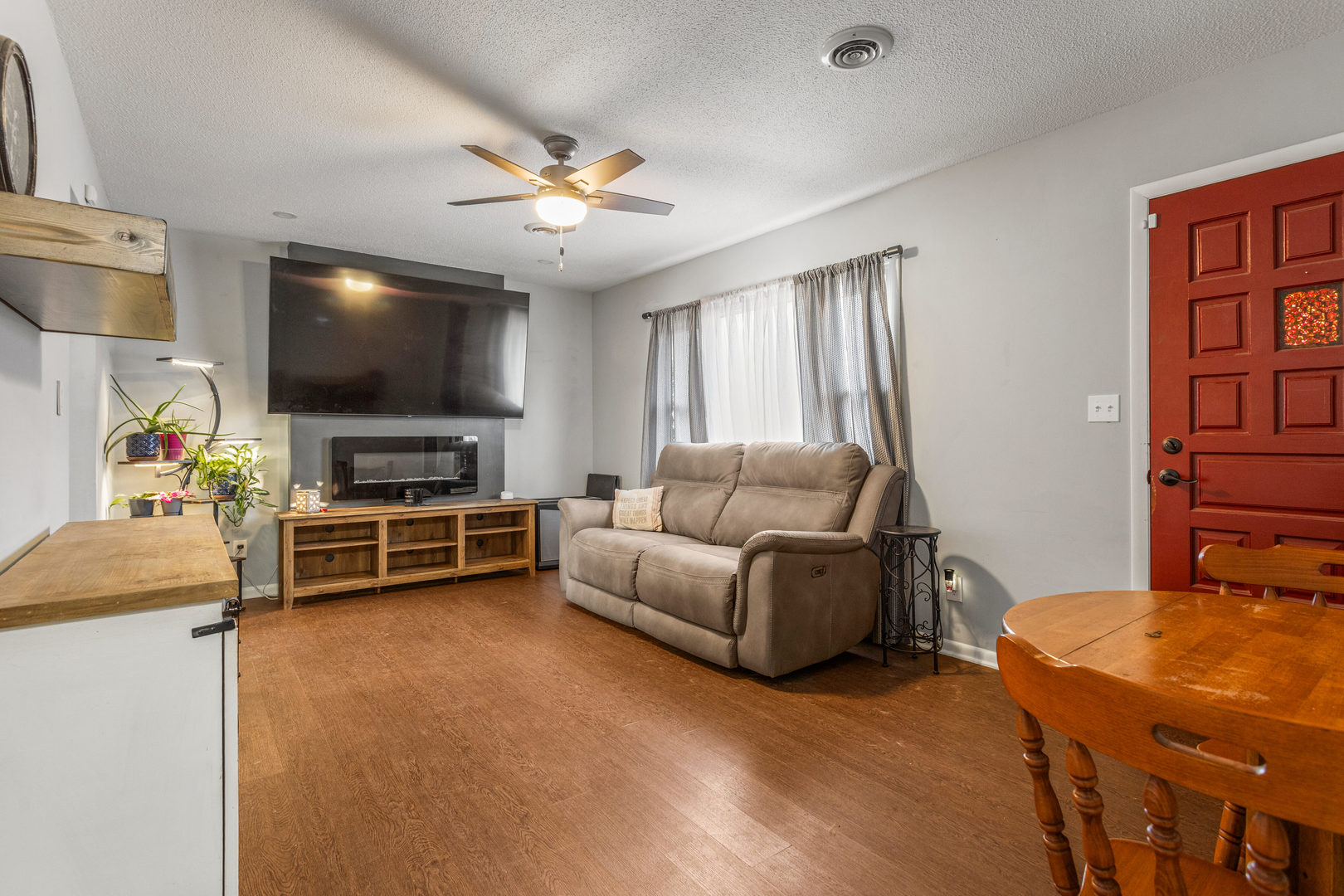 800 Juniper Drive Rantoul, IL 61866 - Photo 2 of 25