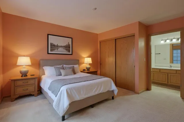 $274,000 | 18275 Brookfield Lake Drive, Unit 93, Brookfield, WI 53045