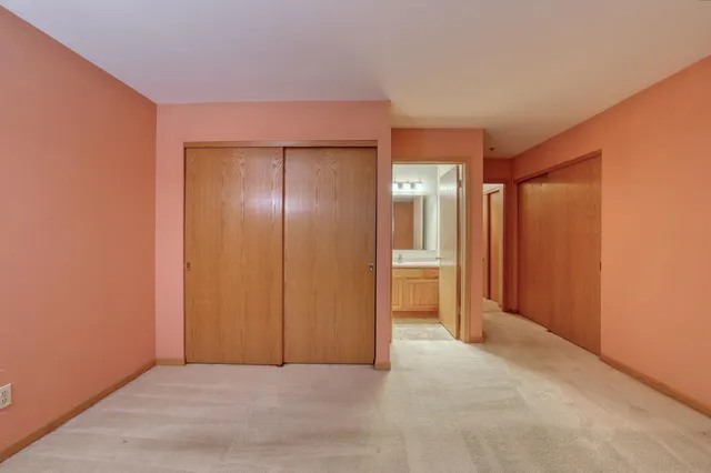 $274,000 | 18275 Brookfield Lake Drive, Unit 93, Brookfield, WI 53045