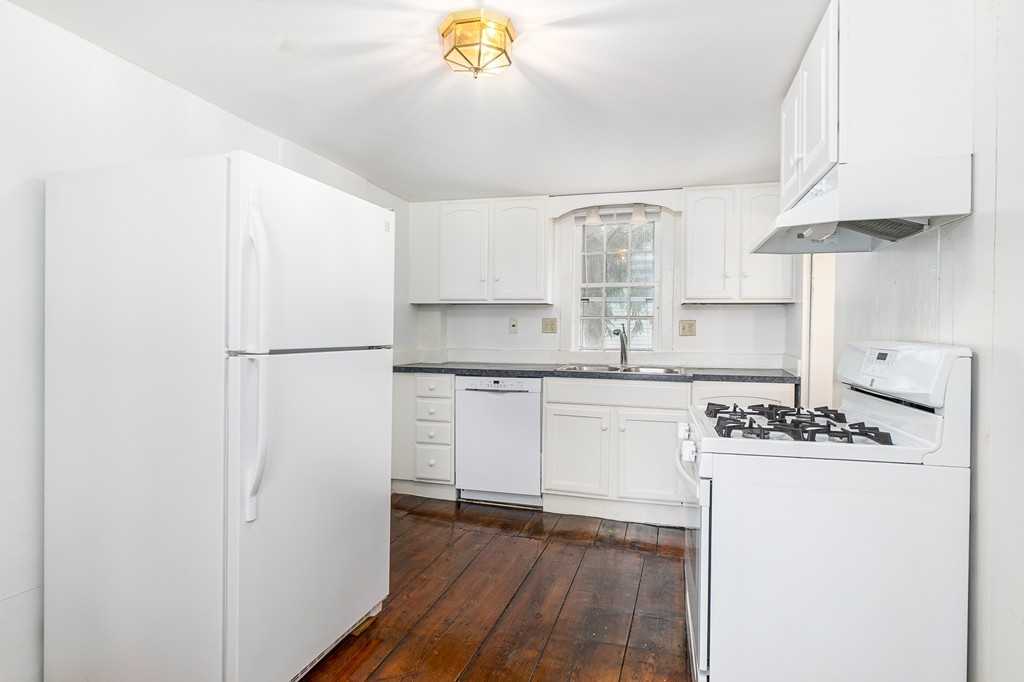 25 Elm Street Groton, MA 01450 - Photo 5 of 23