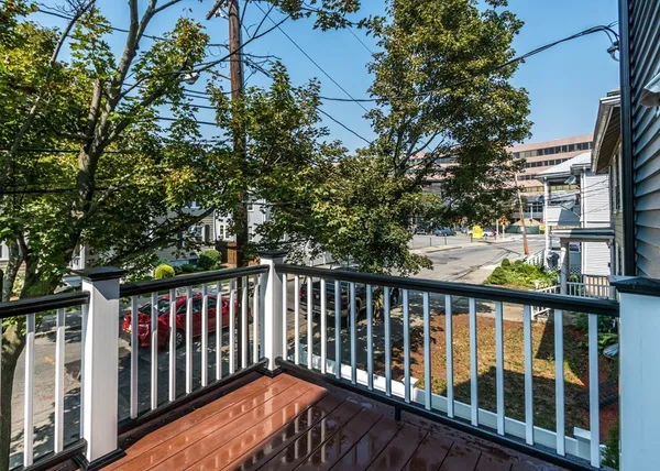 $5,100 | 33 Eddy Street, Unit 1, Waltham, MA 02453