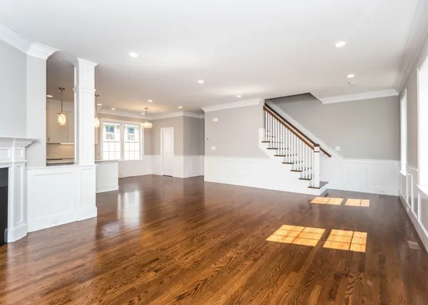 $5,100 | 33 Eddy Street, Unit 1, Waltham, MA 02453