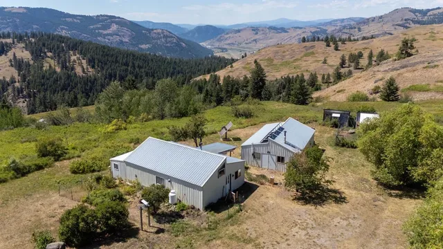 $349,000 | 253 White Mountain Road, Curlew, WA 99118