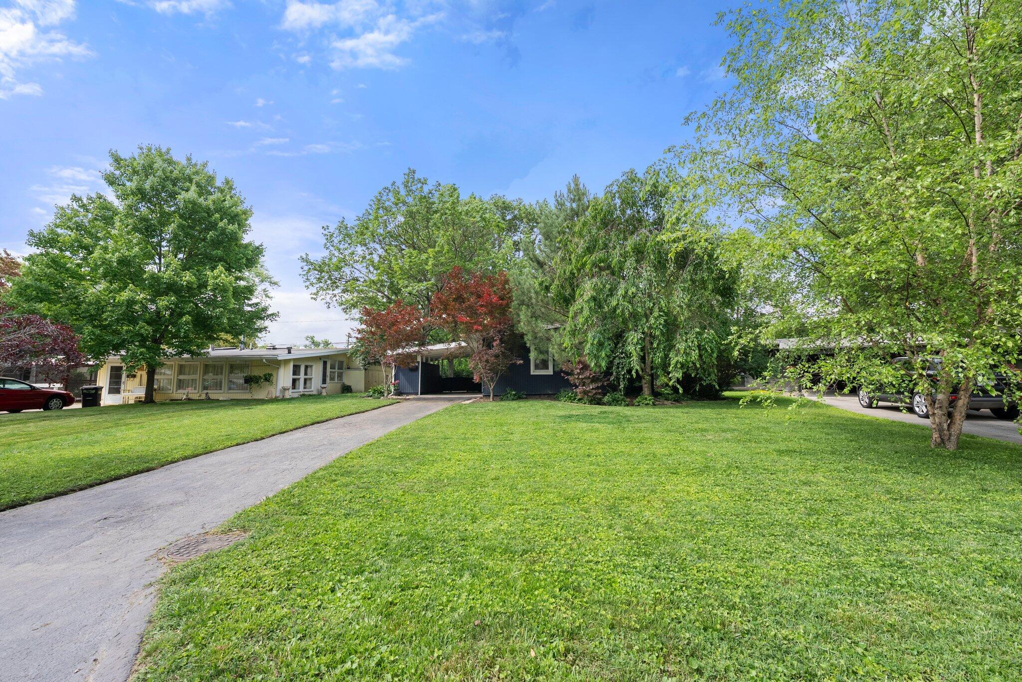 2474 Bristol Road Columbus, OH 43221 - Photo 26 of 26 DSC07474
