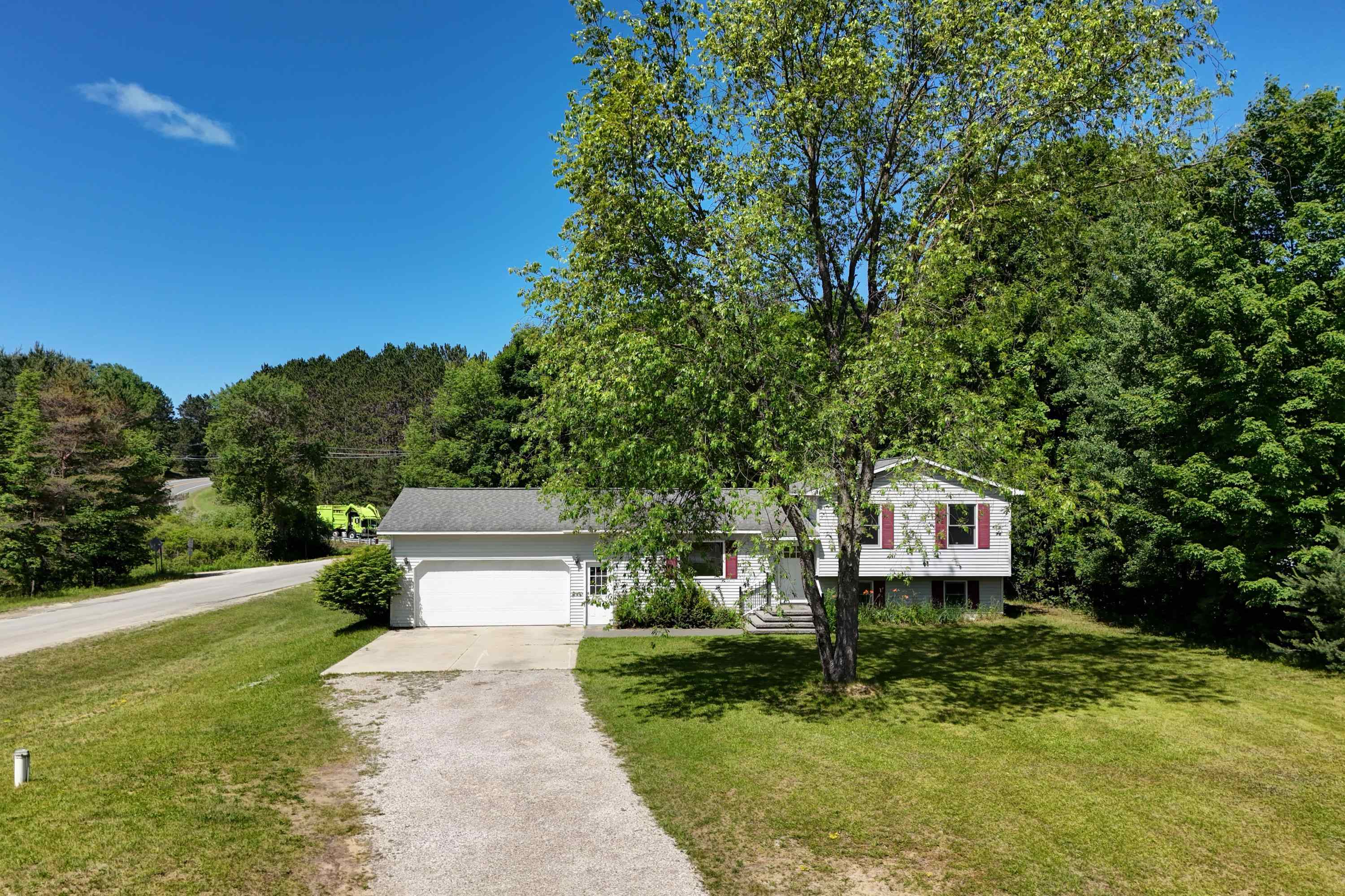 2575 Reily Court Traverse City, MI 49685 - Photo 28 of 37