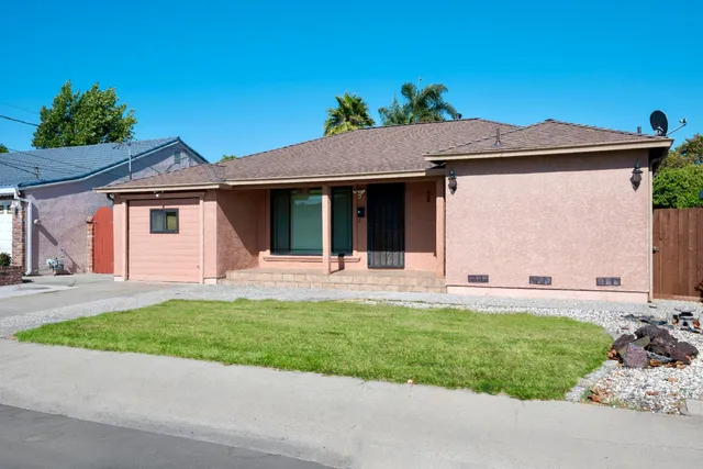 $968,000 | 17354 Via El Cerrito, San Lorenzo, CA 94580