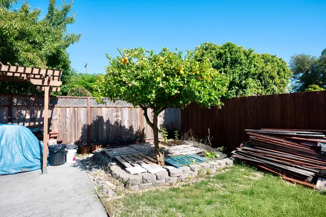 $968,000 | 17354 Via El Cerrito, San Lorenzo, CA 94580