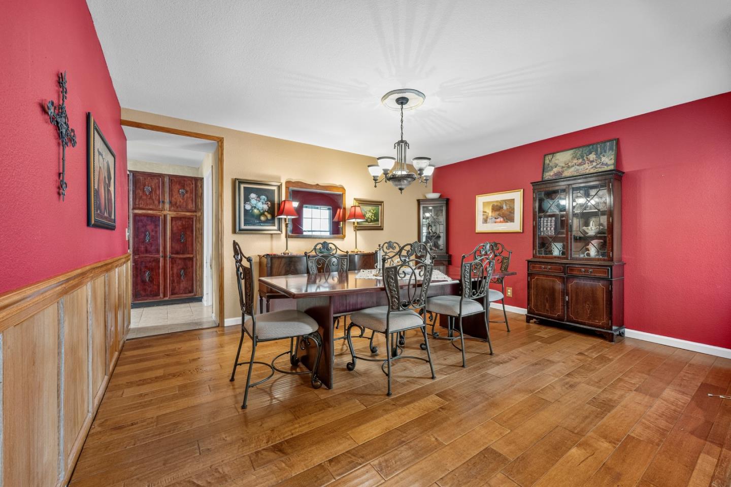 2780 Valley View Road Hollister, CA 95023 - Photo 19 of 79 Gallery Image 19