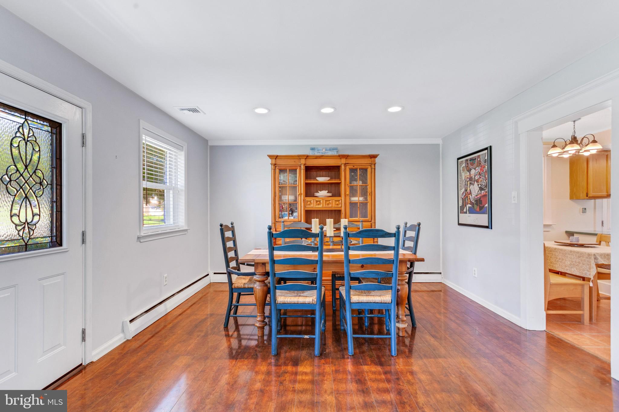915 Old Ford Road Huntingdon Valley, PA 19006 - Photo 5 of 25 dining area