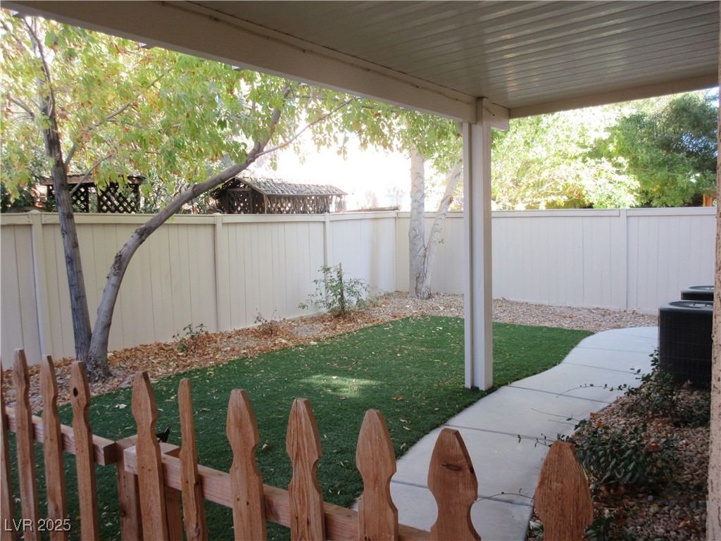 8056 Aztec Basin Avenue Las Vegas, NV 89131 - Photo 14 of 15