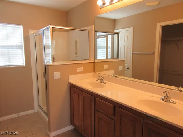 $2,100 | 8056 Aztec Basin Avenue, Las Vegas, NV 89131