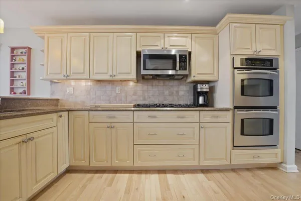$789,900 | 2315 Grand Avenue, Bellmore, NY 11710